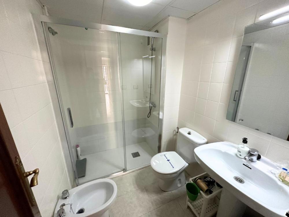 Dos Torres Tauriel - Espacioso Apartamento Con Impresionantes Vistas Y Garaje Privado Zaragoza Ngoại thất bức ảnh